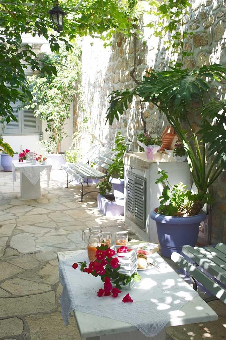 Pension Erofili Hydra  Exterior photo